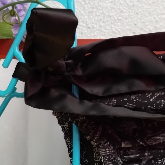 Top - Picture 3 of 3